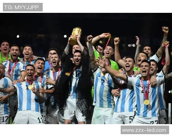 皇马2-1逆转尤文，重返西甲榜首，梅西豪言要创造奇迹